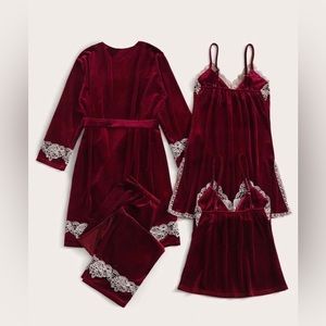 Velvet night set